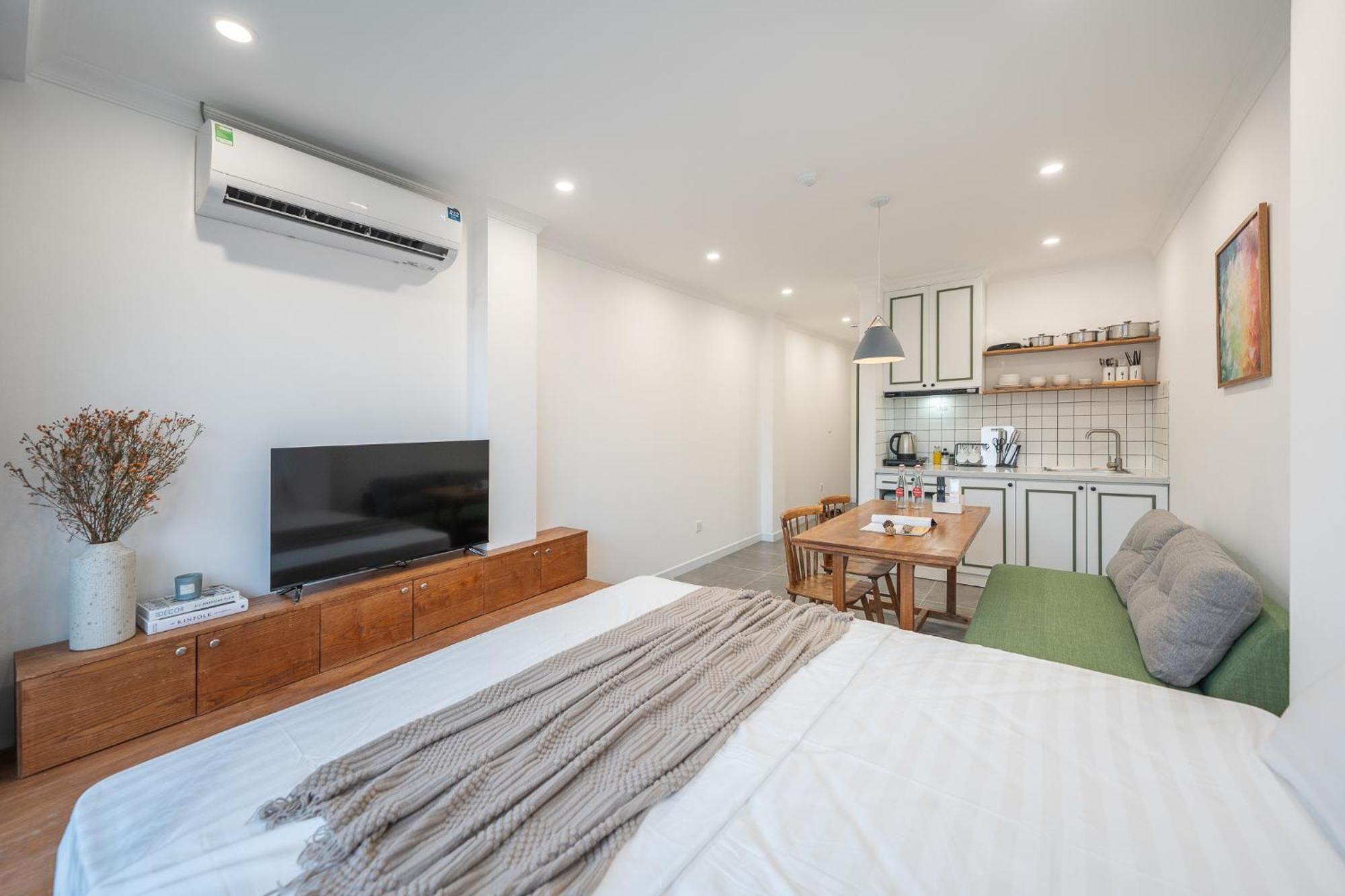 Location/Big Group/Private Villa With Pool And Kitchen Hanoi Exteriör bild