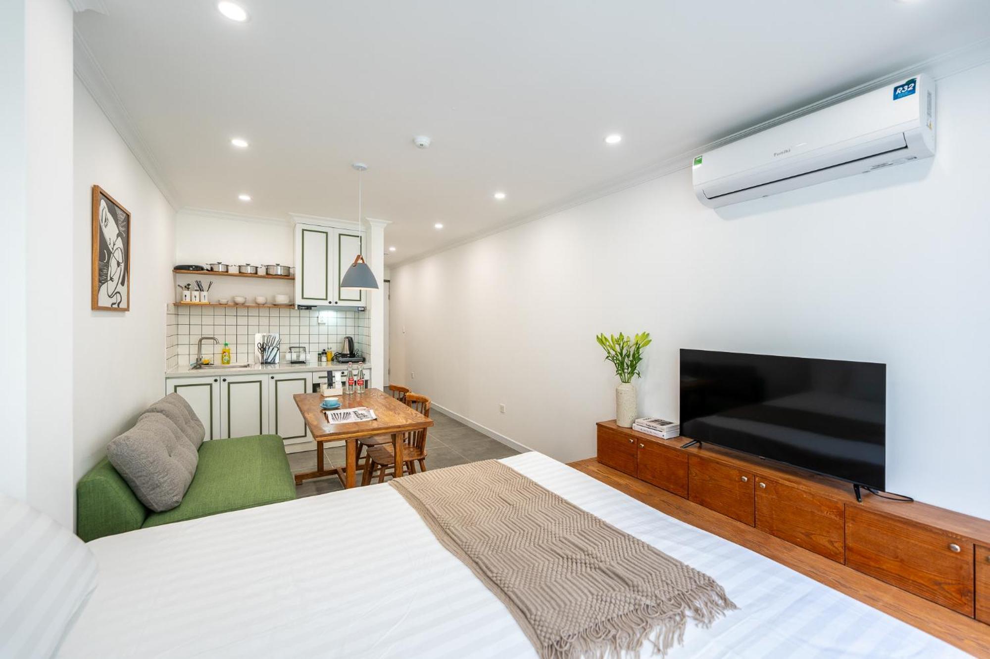 Location/Big Group/Private Villa With Pool And Kitchen Hanoi Exteriör bild